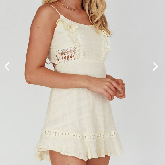 Selfie Leslie | Royale Crochet Lace Trim Dress - Picture 2 of 6